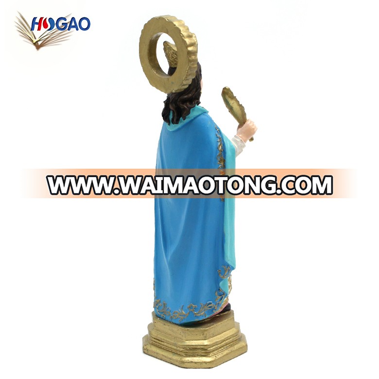 Wholesale ornament decor gift idea OEM custom size church famous resin christmas woman statues