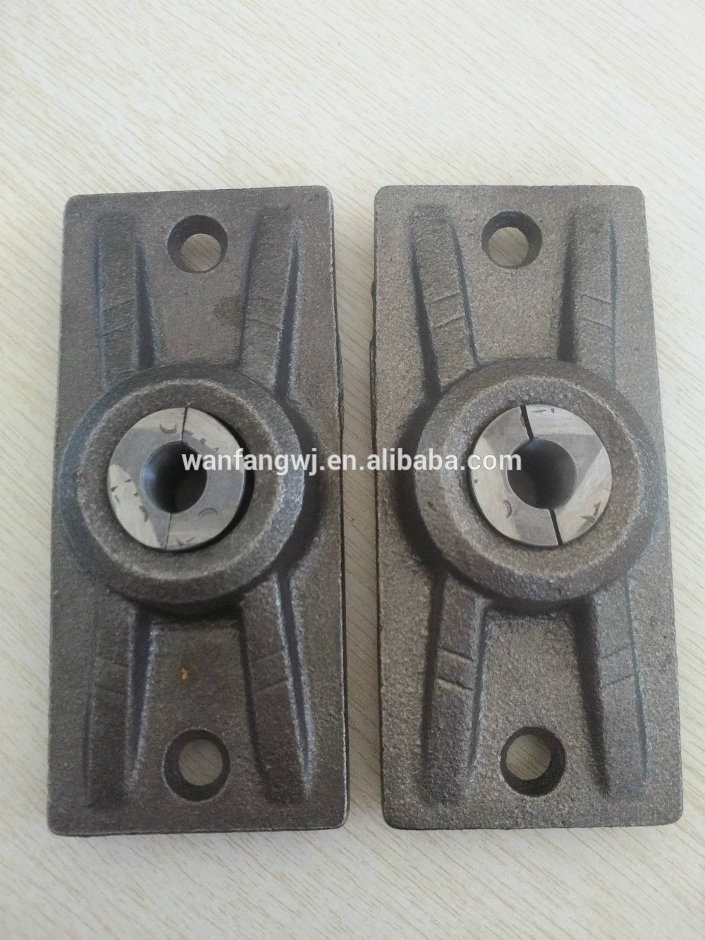 Anchor Plate with Wedges for Construction