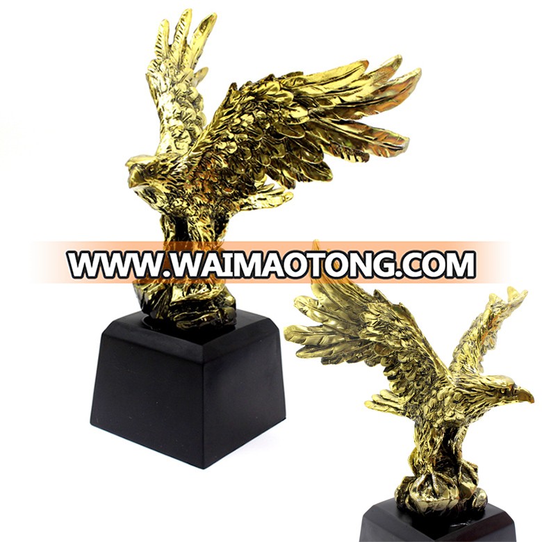 Customized Tall Perched Bald Eagle Decorative Gold Patina Resin Figurine Bird Sky