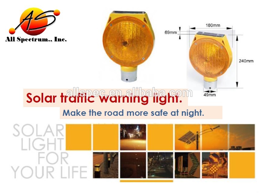 solar Warning lights in red and yellow one and two-sided on construction site