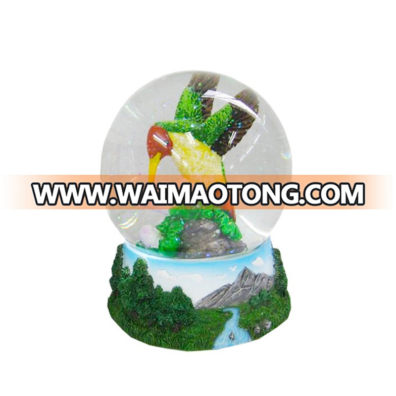 Low price of Custom polyresin wedding gifts snow globe With ISO9001 Certificate