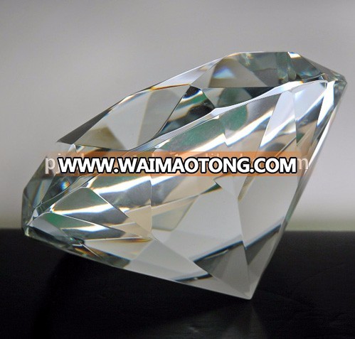 MH-ZS0042 Optical Glass Paperweights Wholesale Crystal Diamond Shape Paperweight For Business Gifts