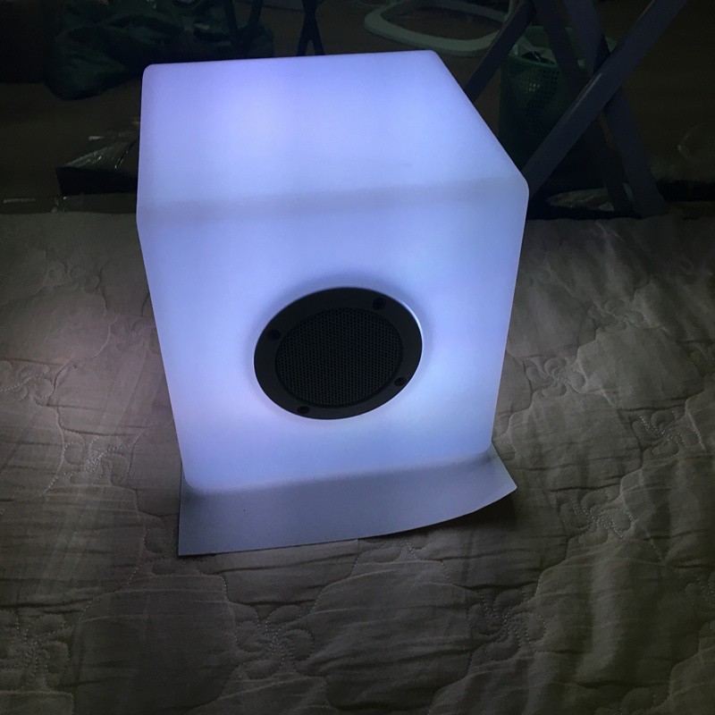 Elegant power IP 68 Water proof hotsale factory new item led cube speaker