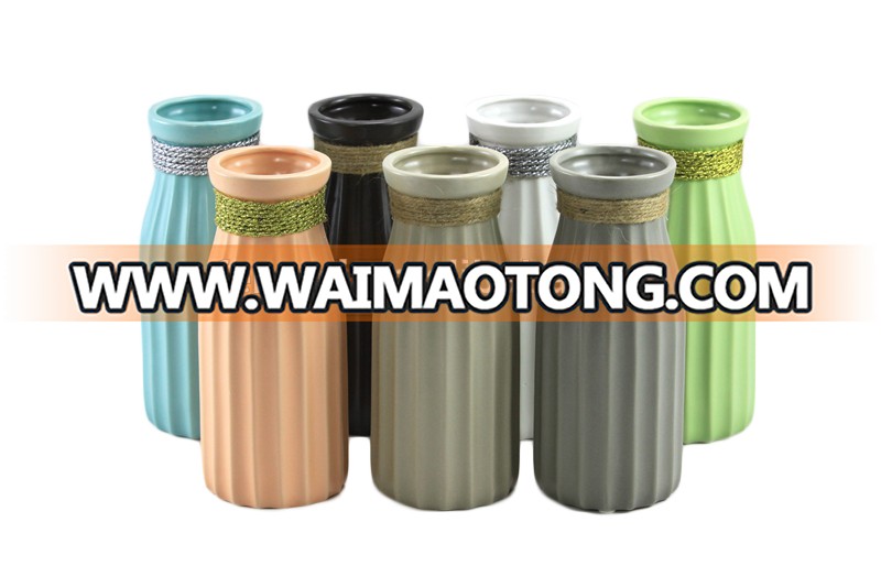 Porcelain vase cheap home decoration use custom ceramic flower vase with different design