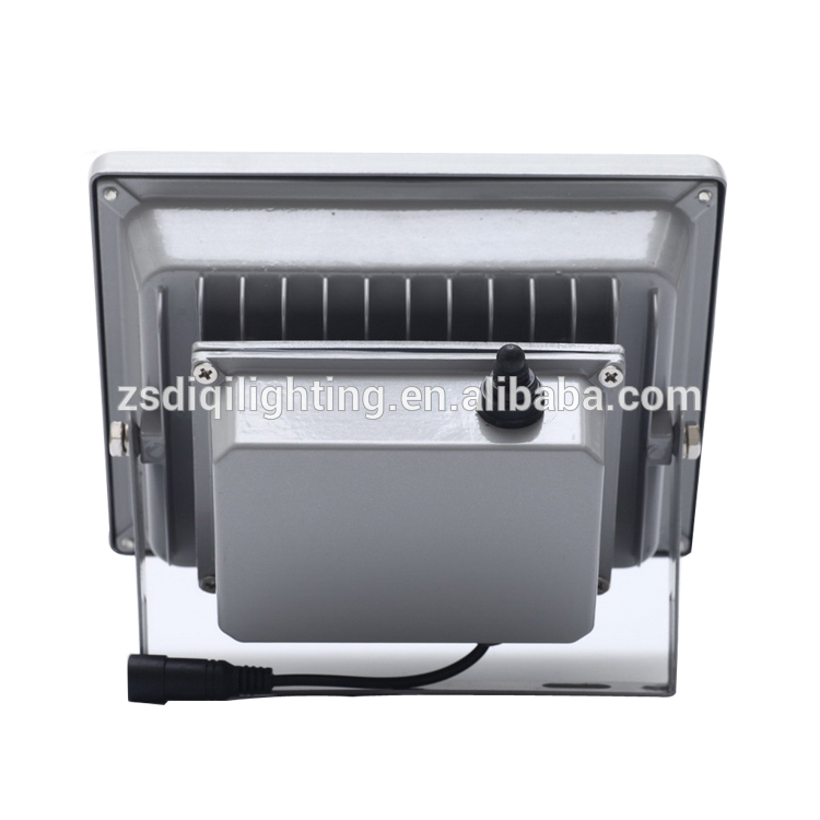 3 years warranty IP65 outdoor waterproof 10w 20w 30w 50w led solar flood light alibaba supplier