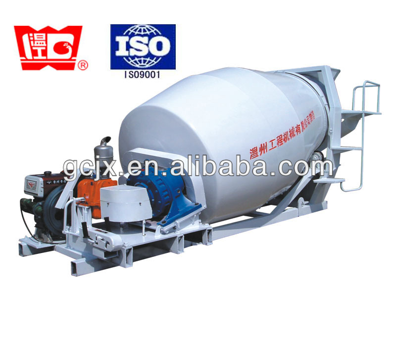 3CBM Diesel engine self loading concrete mixer