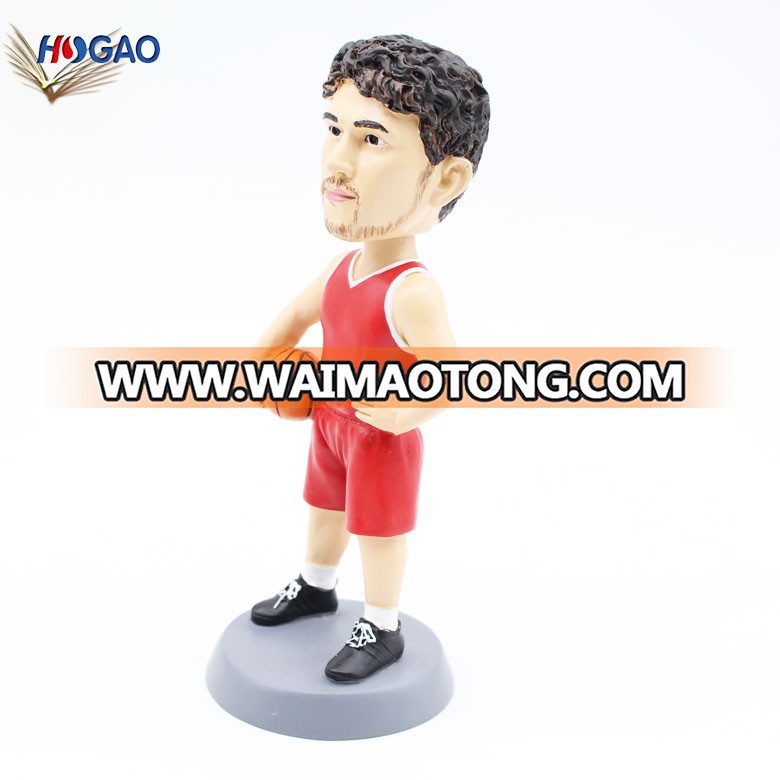 Popular cheap hand made  basketball player figurines bobble head