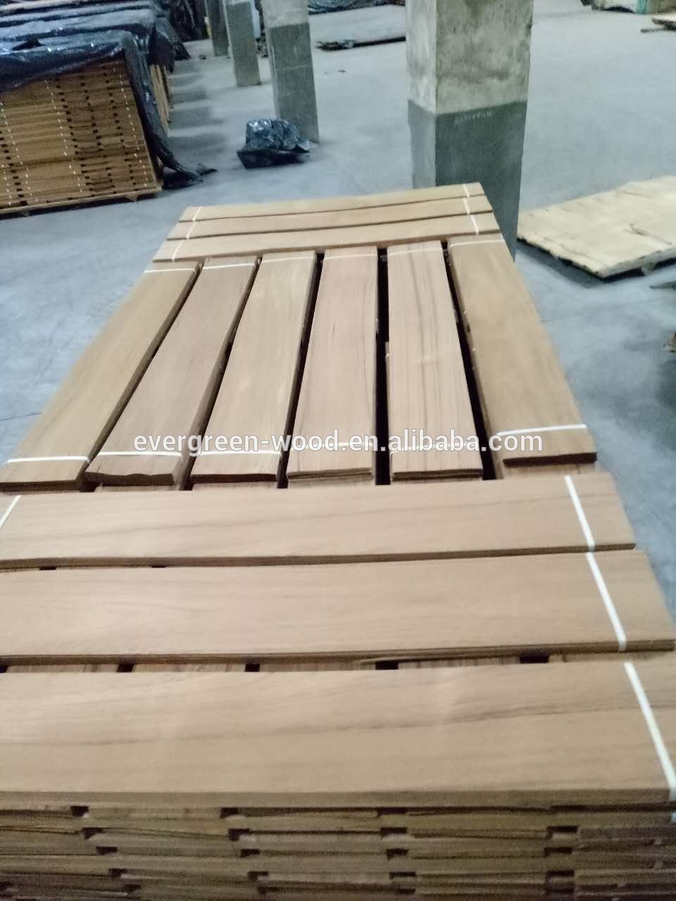 Burmese teak wood veneer for laminated floor