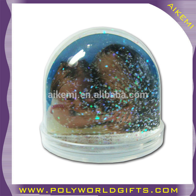 Dia 8.5cm, High 9cm Plastic Snow Globe with Photo insert water ball water dome wate globe