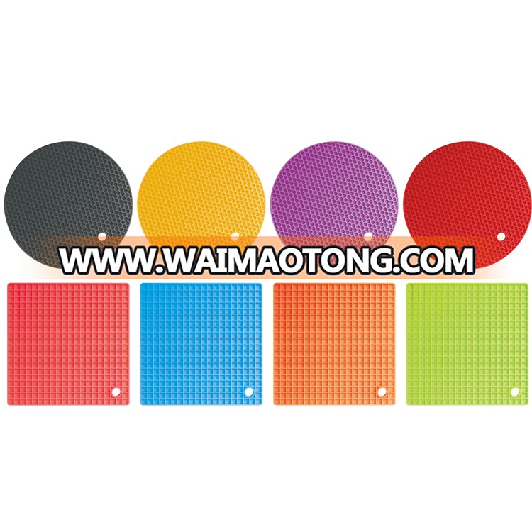 Low price customization Non Slip Durable Heat Resistant silicone Pot holder trivet mat