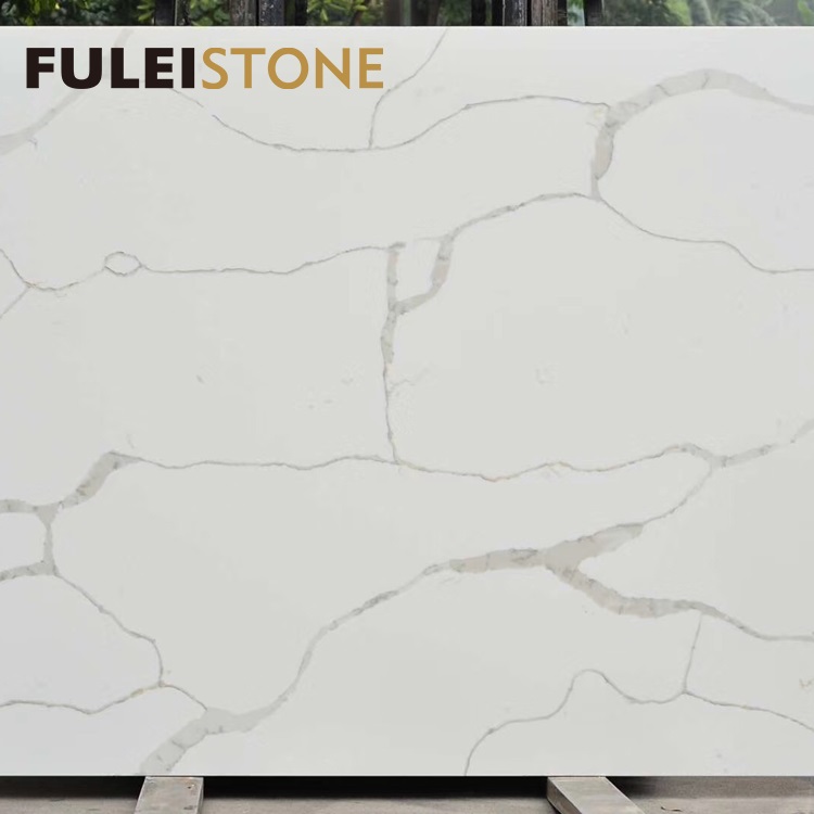 Hot selling Calacatta white quartz artificial stone tiles