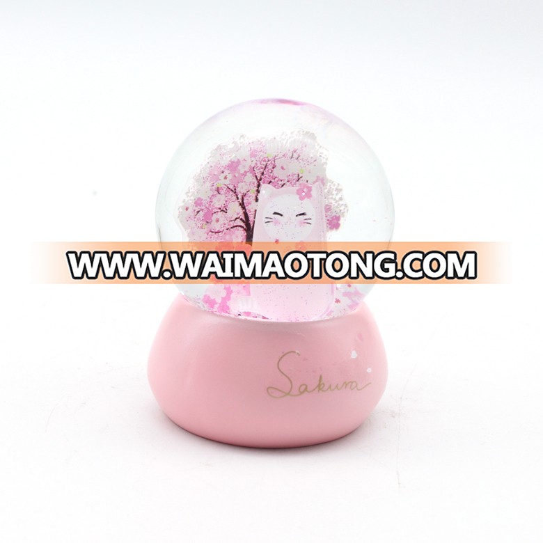 OEM Personalized Handmade Resin Water Globe Custom Plastic Interior  Glass Snow Globe