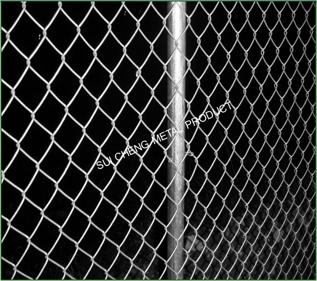 Chain Link Mesh/PVC Coated Chain Link Fence /Chain Link Fence Mesh (Guangzhou Factory)