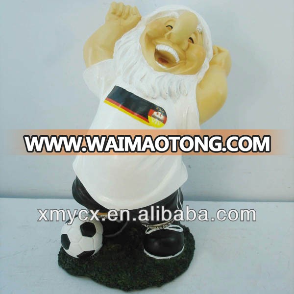 Handmade resin football gnome sports souvenir for sale