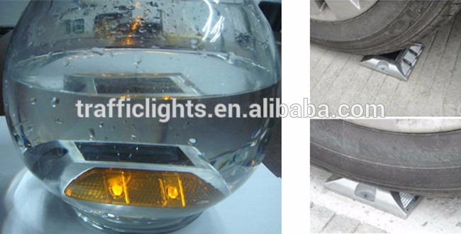 Alibaba cn Horseshoe shape solar led cat eye reflective road stud