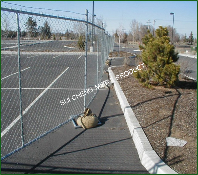 Chain Link Mesh/PVC Coated Chain Link Fence /Chain Link Fence Mesh (Guangzhou Factory)