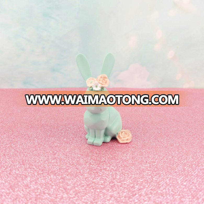 Cute geometric polyresin sculpture home decoration small animal statues resin rabbit