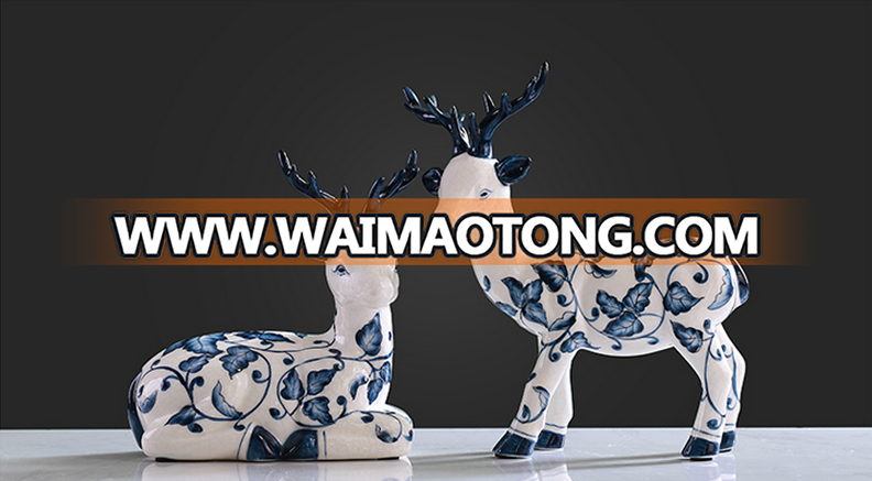 Chinese elegant blue and white ceramic deer set statues crafts for gifts