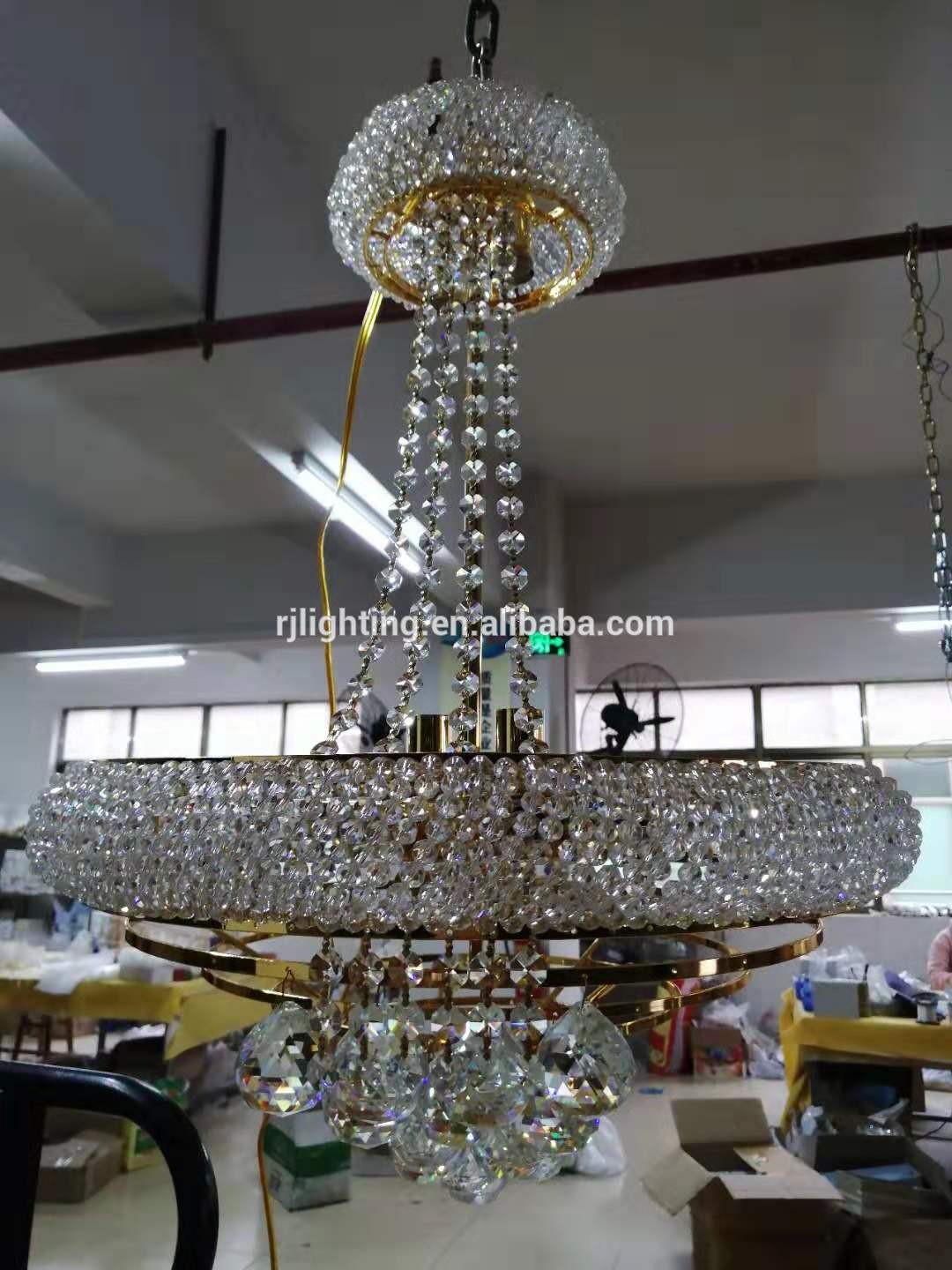 Wholesale gold golden chandelier pendant crystal lamparas de techo lamps home decor