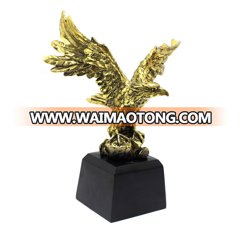 Customized Tall Perched Bald Eagle Decorative Gold Patina Resin Figurine Bird Sky