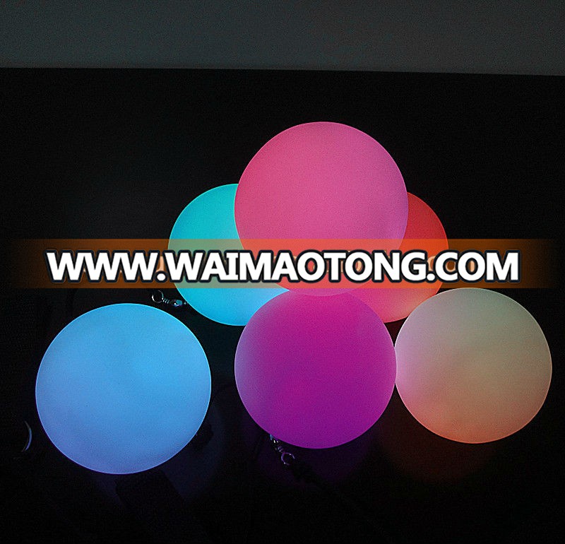 promotional gifts LED juggling ball color changing light poi ball