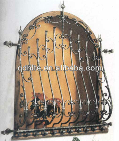 Ornamental Double Opening Gate with classical design for yard