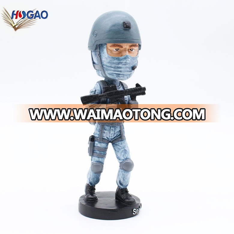 Wholesale creative navy solider figurine resin bobble head for home decoration