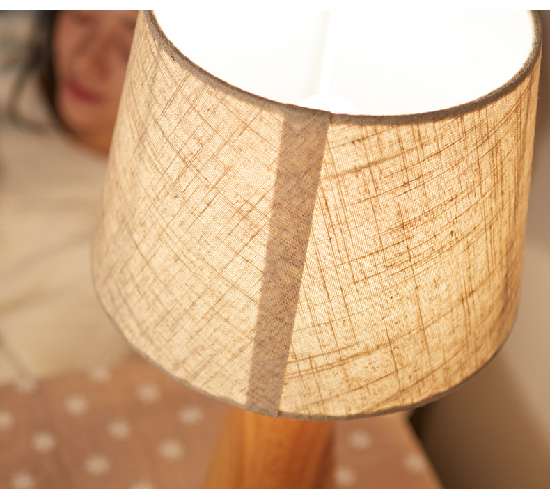 Free Shipping bedroom bedside lamp  creative wedding warm solid wood living room table lamp