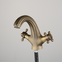 Brass basin motion sensor faucet for bathroom