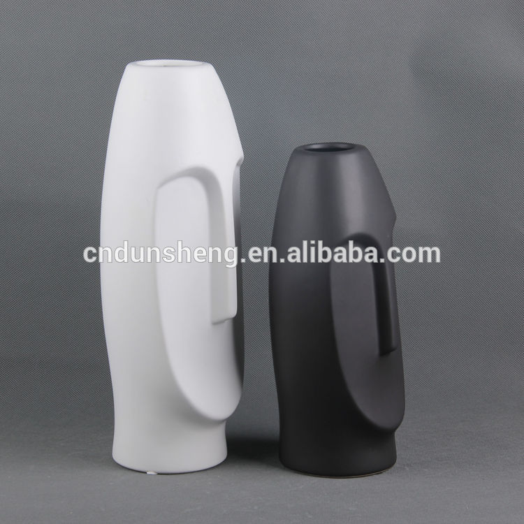 Wholesale 2-Pieces Set Footed Ceramic Abstract Face Vase , Small Home Accessories