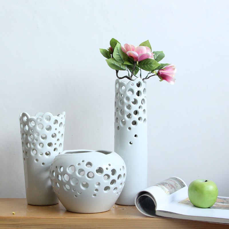 Wholesale hand-made hollow out modern decorative arts and crafts vases