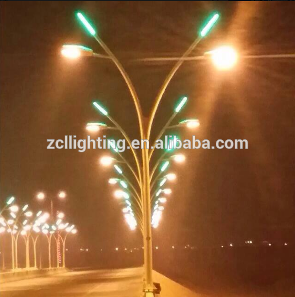 Hot sale column outdoor christmas decoration cobra head bajaj street light poles price list