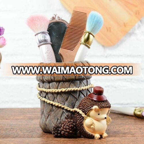 Pen Holder Ornament Resin Hedgehog Figurine Miniature Home Decor Desktop Crafts