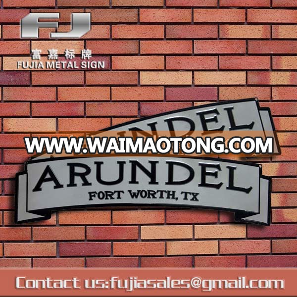 Road Direction Aluminum Metal Signs Printing Embossed Arrow Signs