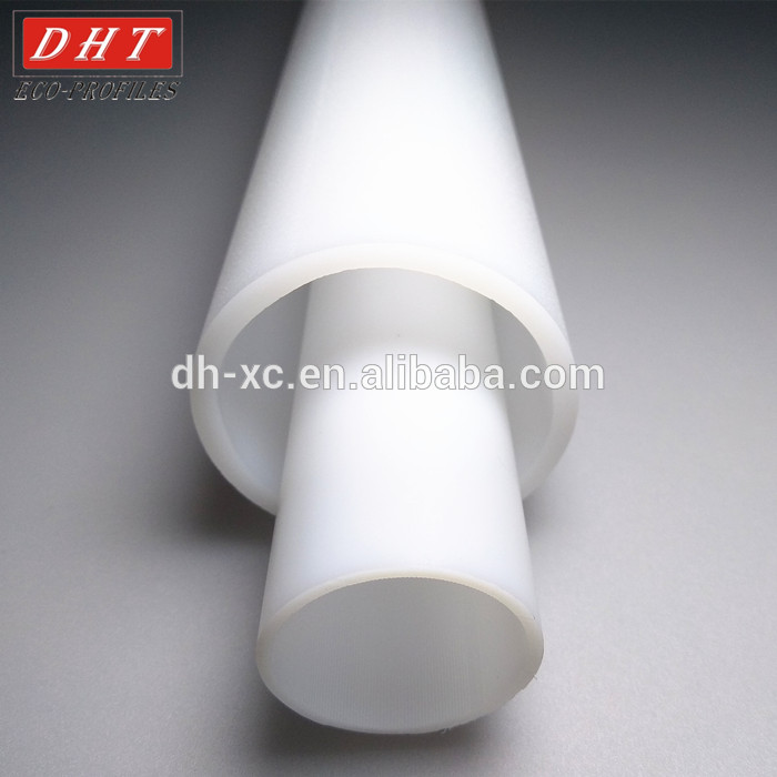 Low price round pvc plastic pipe fitting