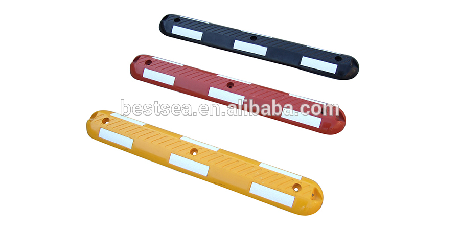 Rubber speed bump colorful, reflective road separator