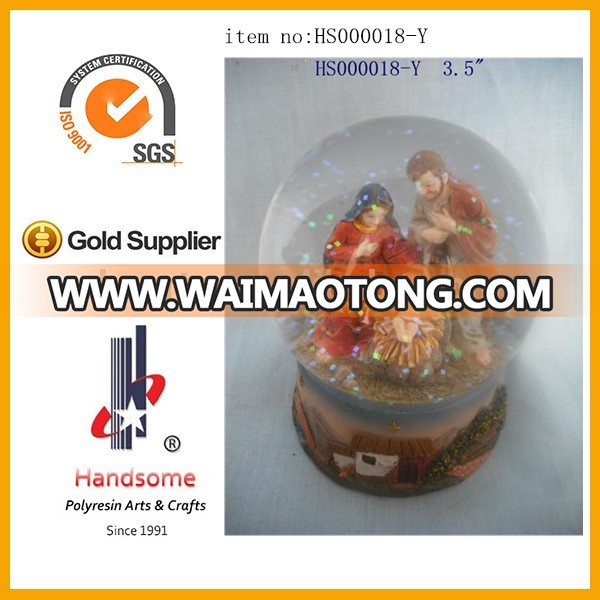 Hot selling poly resin christmas water ball