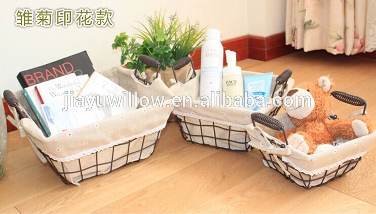 wholesale stainless steel kitchen cooking wire mesh basket handmade wire storage basket with fabric liner