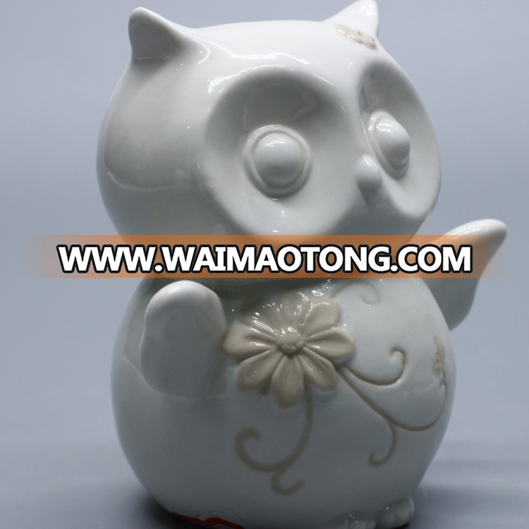 Home decoration cute owl chinese ceramic animal figurines