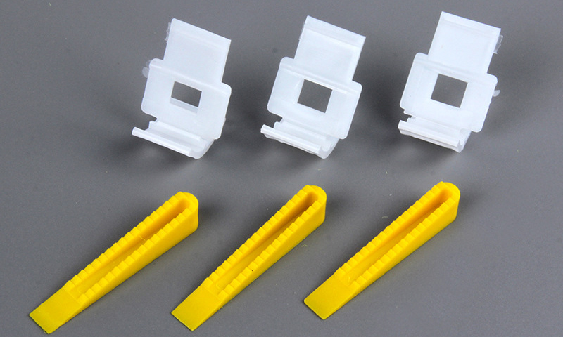 Factory direct tile accessories tile leveling system bent clips and small wedges