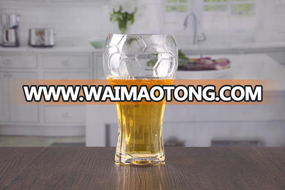 Custom logo 20 oz soccer beer glass hand blown big beer cup wholesale