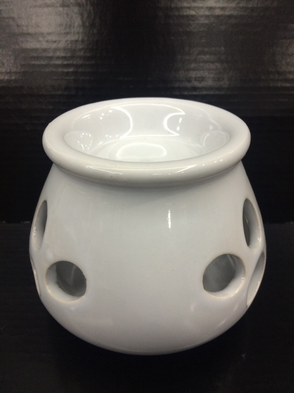 Wholesale Ceramic Fragrance Tealight Candle Oil Burner