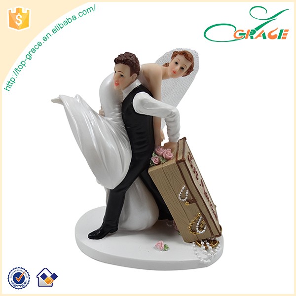 Just Married Polyresin Couple Decorative Figurine Wedding Favors