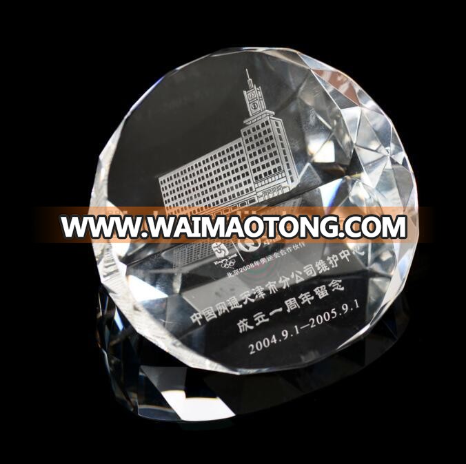 Custom K9 glass crystal diamond cutting round shape of the surface of the table decoration paperweight