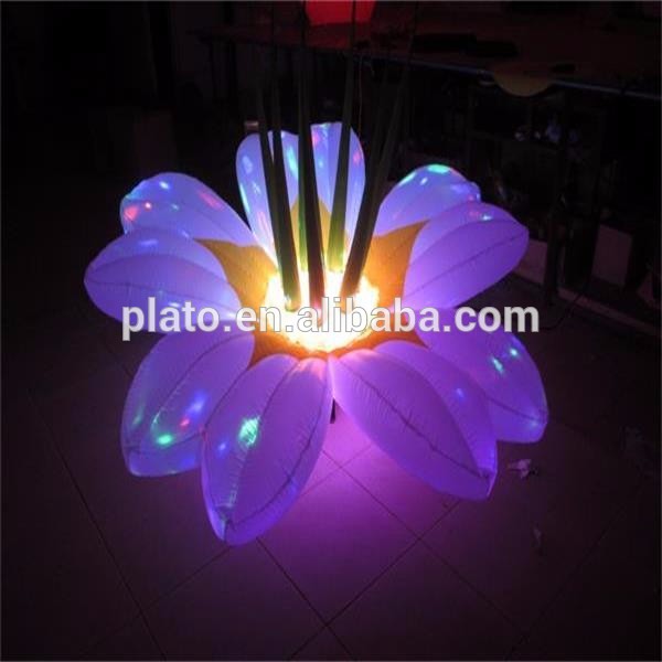 Colorful LED lighting inflatable flower chain for wedding decoration