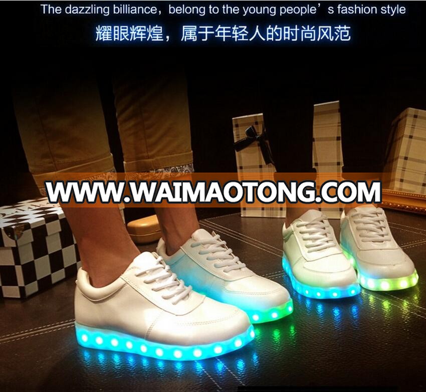 Hot selling Led shoes men Colorful glowing shoes with lights up led luminous shoes a new simulation sole for adults neon basket