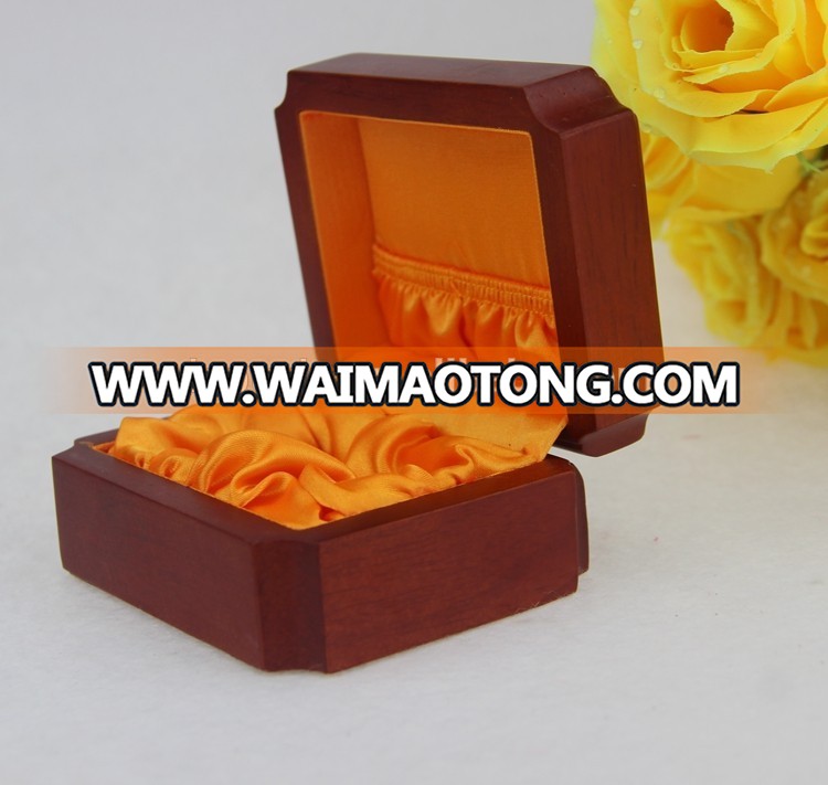 Seal box and wooden gift box