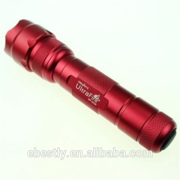 Popular long lighting distance flashlight with great price ultrafire flashlight