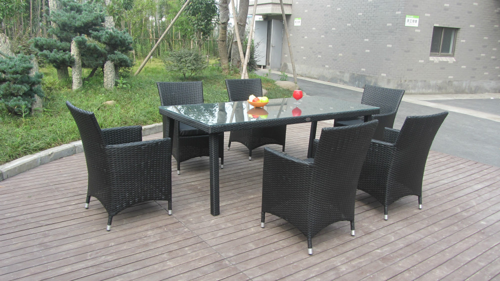 Hangzhou Yihua Company Rattan Patio Set Garden Furniture For Family Dinner