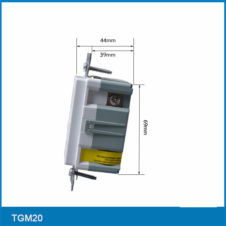 GFCI Breaker Duplex Tamper Resistant Receptacle 20A 125V Monitoring Function